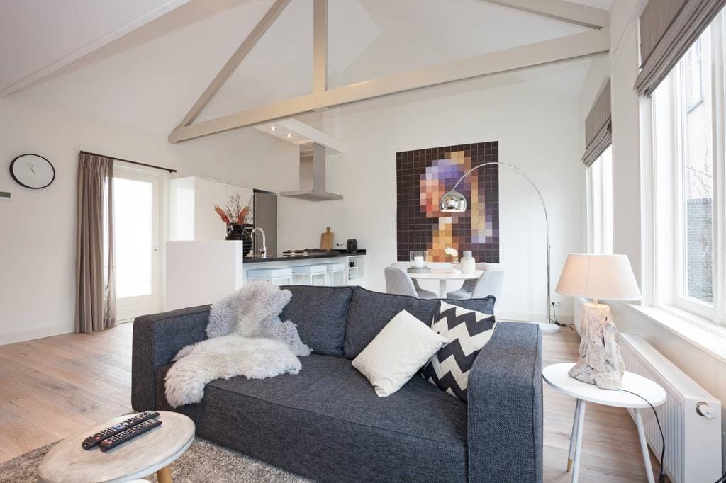 Photo 1 of Noordeinde 75-B