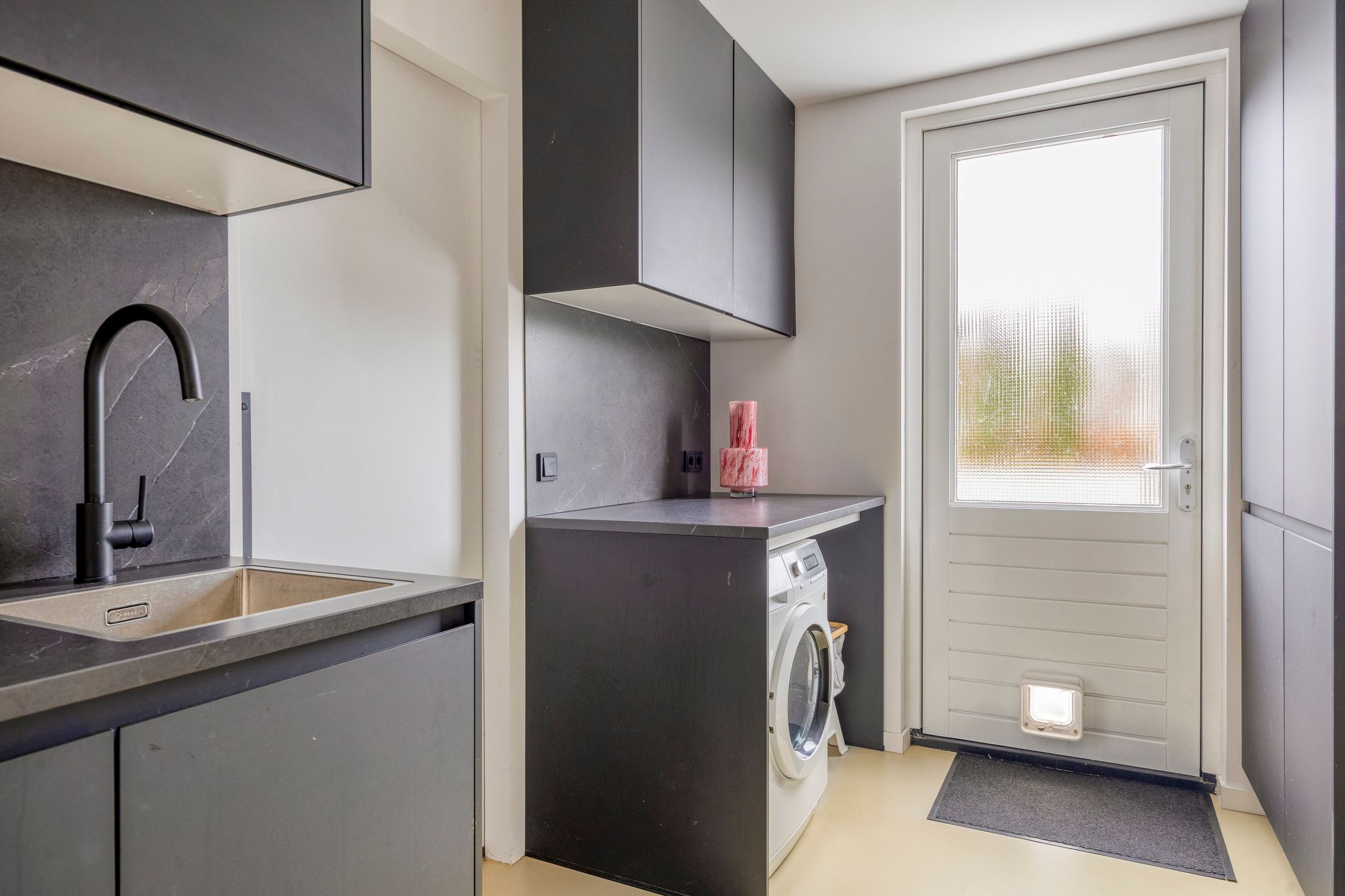 Spacious Semi-Detached Home with Large Garden in Child-Friendly Hattem Neighborhood — 21
