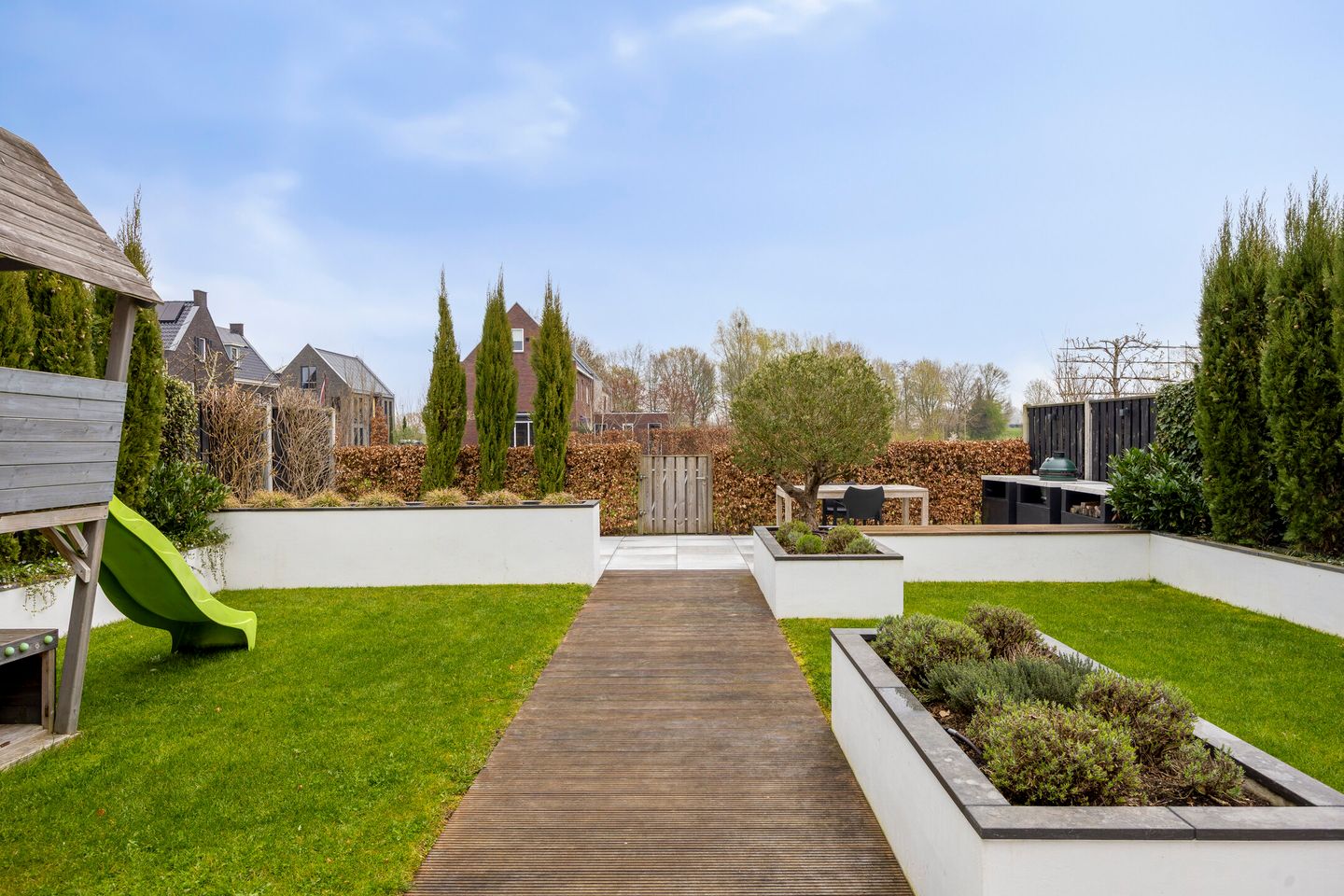Spacious Semi-Detached Home with Large Garden in Child-Friendly Hattem Neighborhood — 35