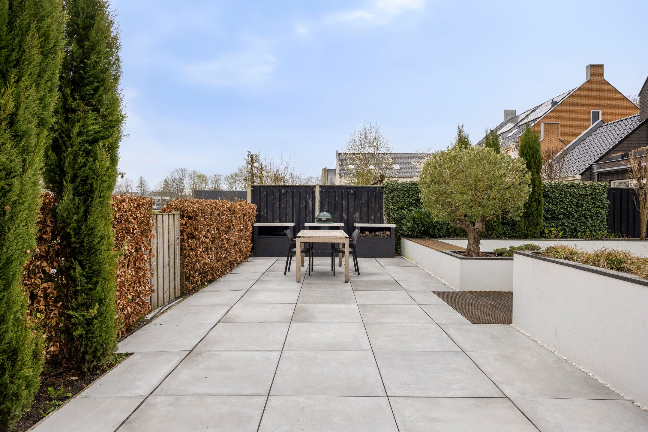 Spacious Semi-Detached Home with Large Garden in Child-Friendly Hattem Neighborhood — 36