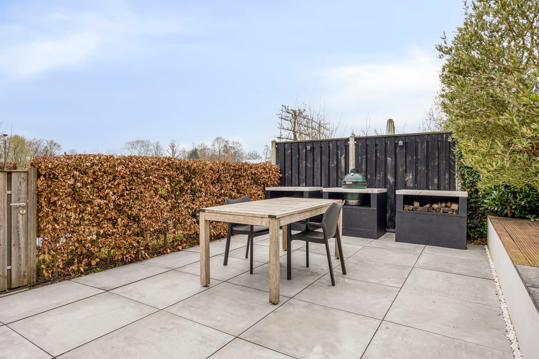 Spacious Semi-Detached Home with Large Garden in Child-Friendly Hattem Neighborhood — 37