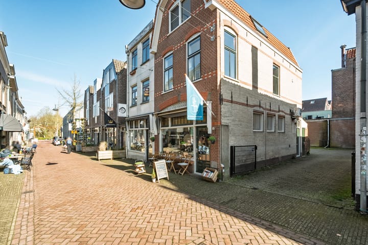 Foto 2 van Junusstraat 4