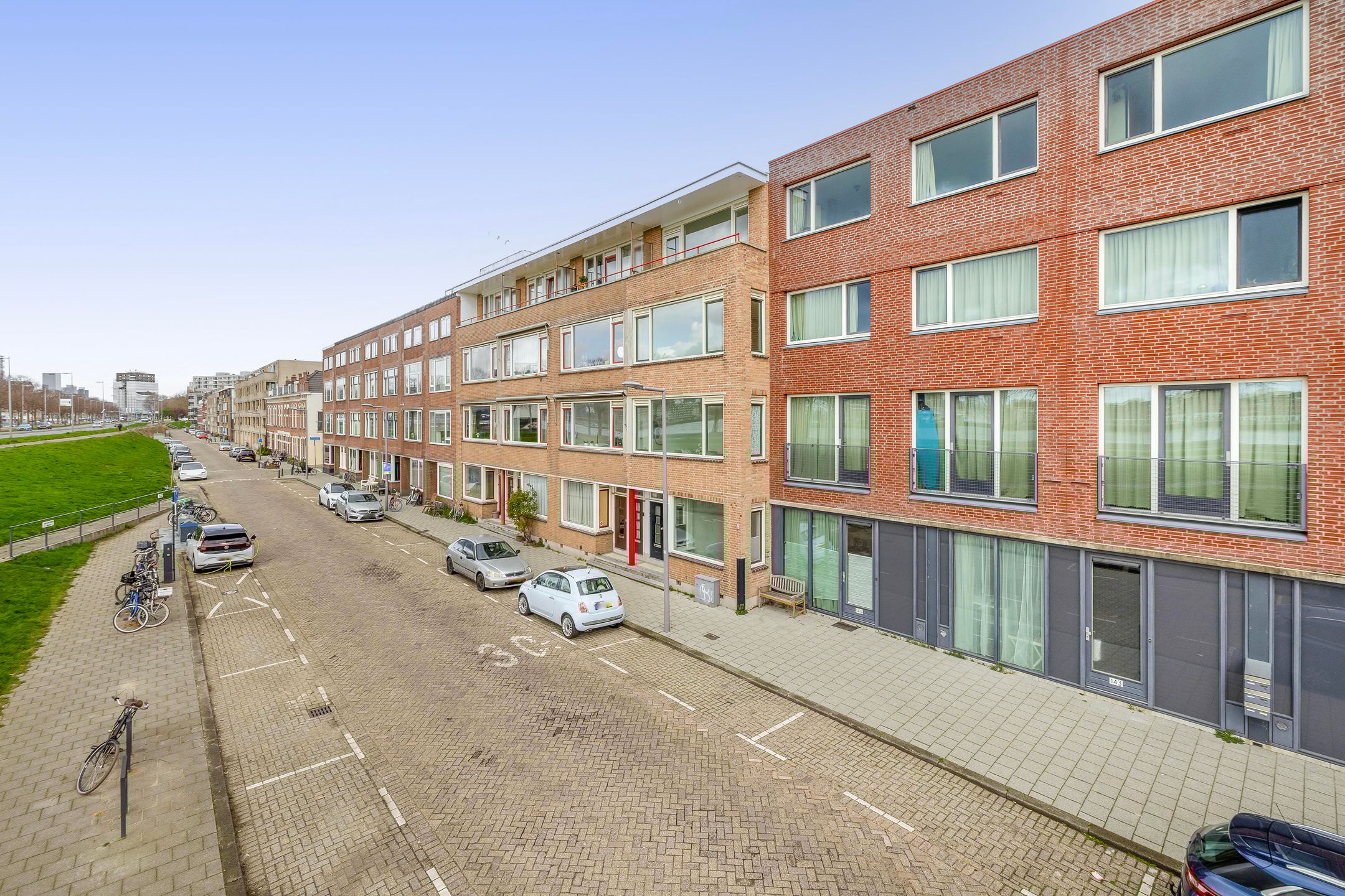 Foto 27 van Oostmaaslaan 147-B01