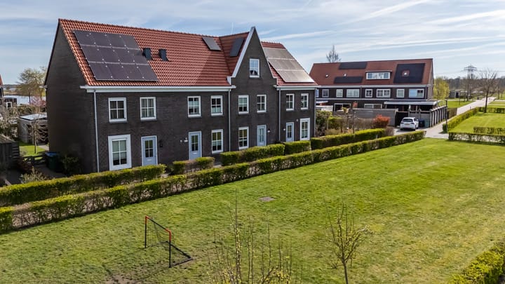 Photo 2 of Meeroeverslaan 306