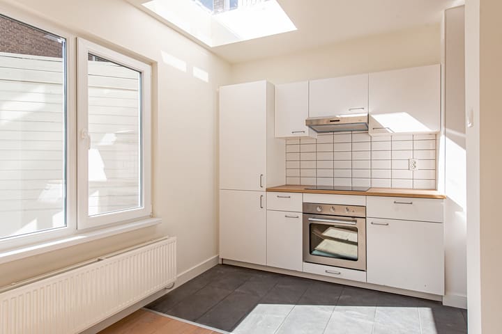 Photo 3 of Rosseelsstraat 78