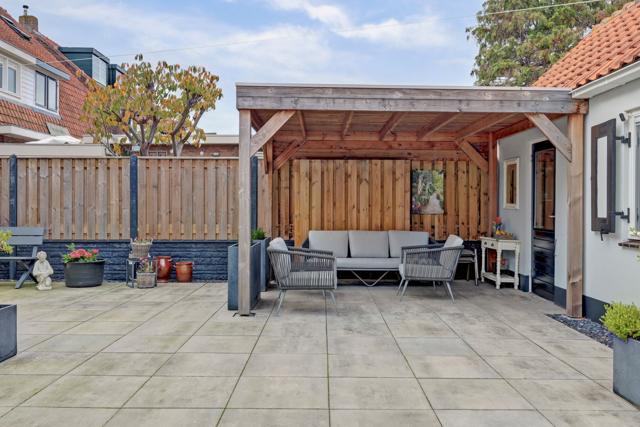 Photo 39 of Leliestraat 105