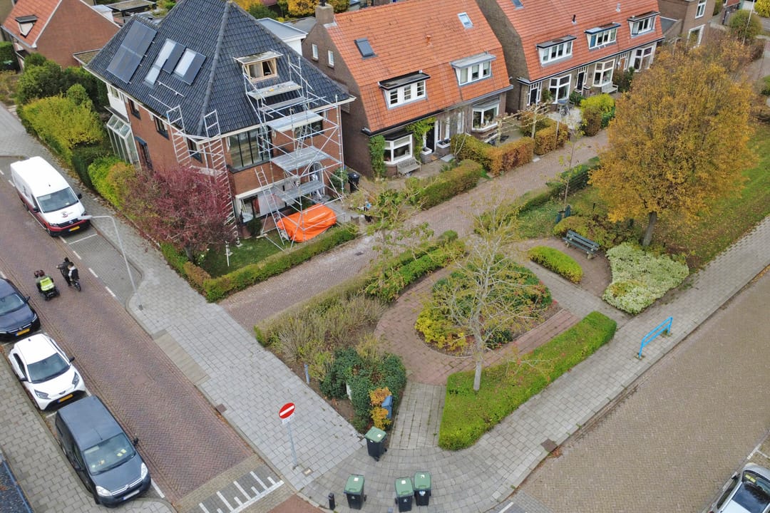 Photo 52 of Leliestraat 105