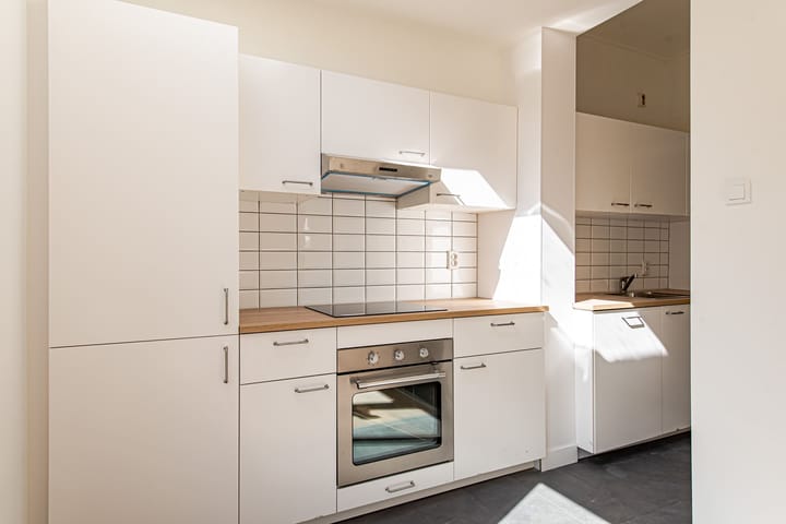 Photo 4 of Rosseelsstraat 78