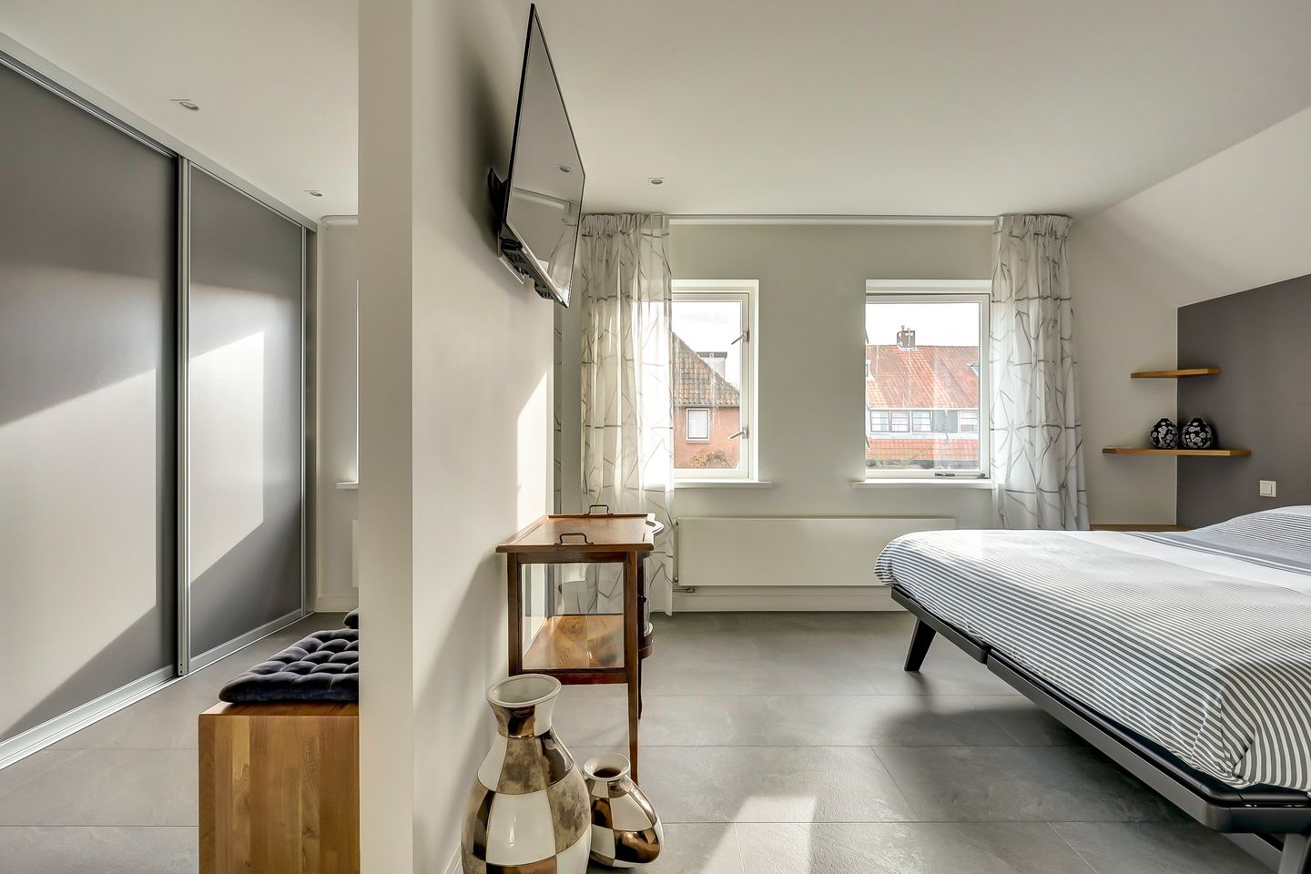 Photo 19 of Leliestraat 105