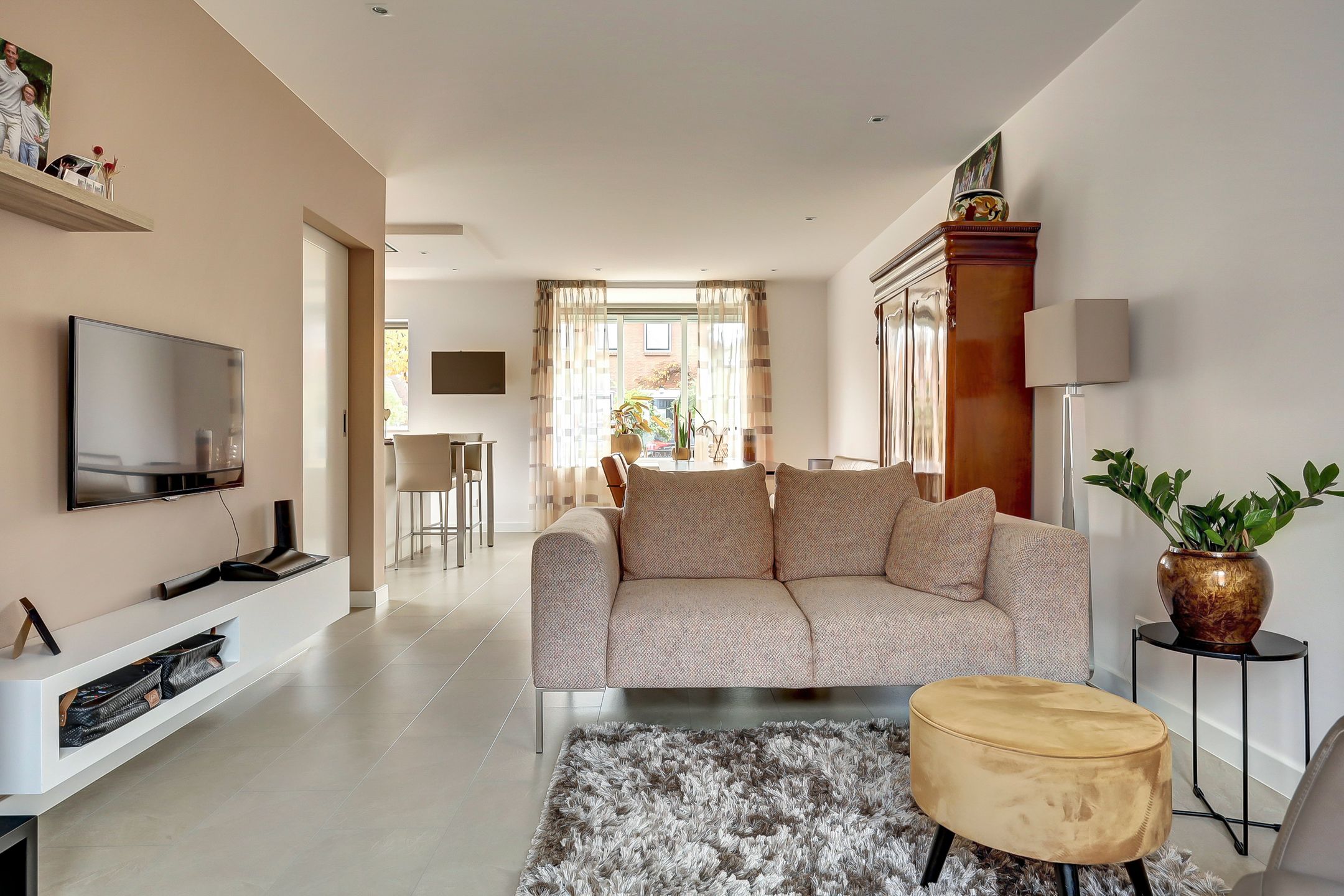 Photo 6 of Leliestraat 105