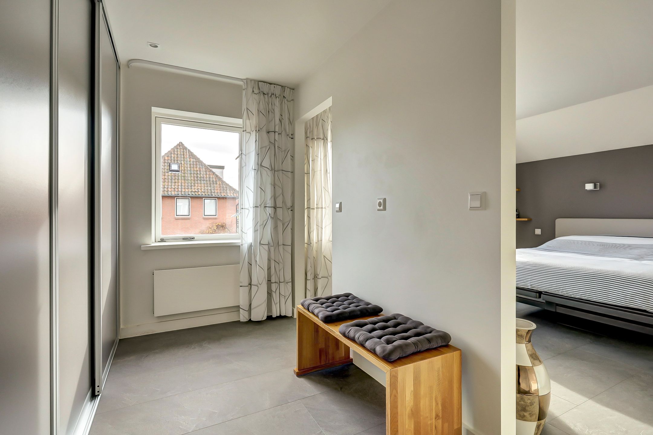 Photo 21 of Leliestraat 105