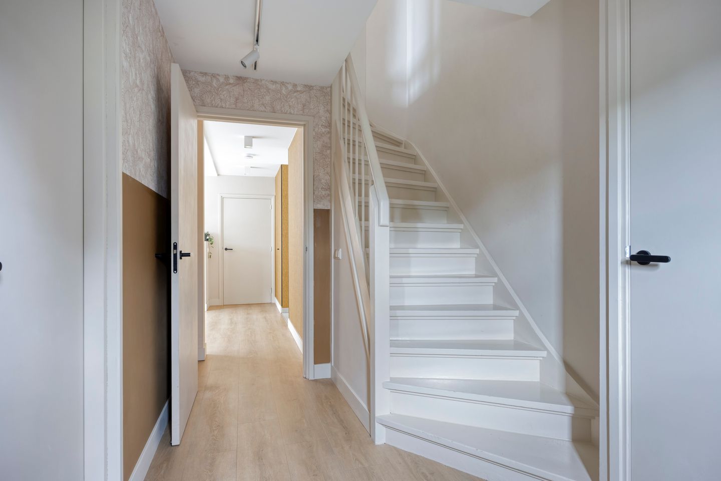 Foto 10 van Meerstraat 9