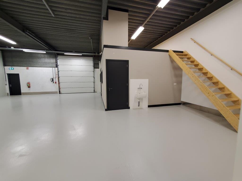 View photo 5 of Industrieweg Oost 1-d