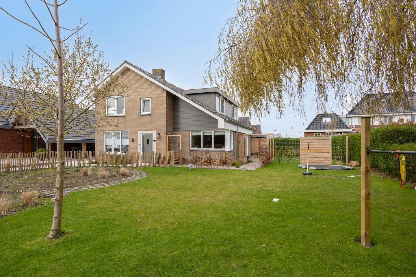 Foto 44 van Meerstraat 9