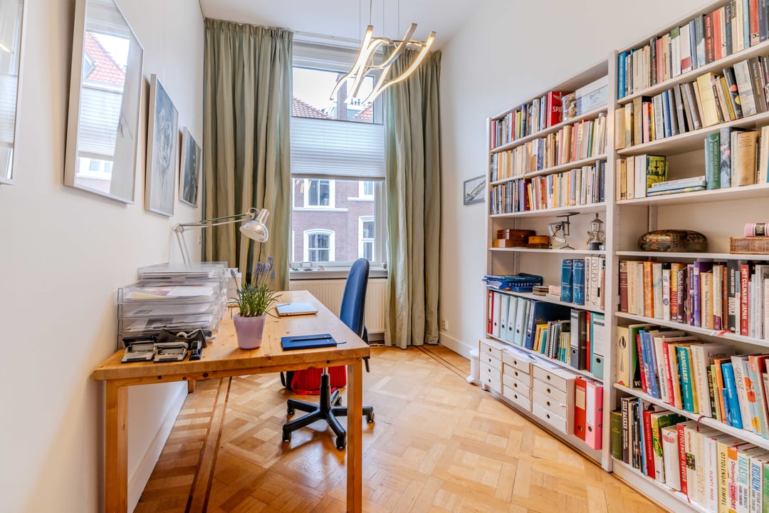 Characterful Townhouse in Zeeheldenkwartier with Mixed-Use Potential — 28