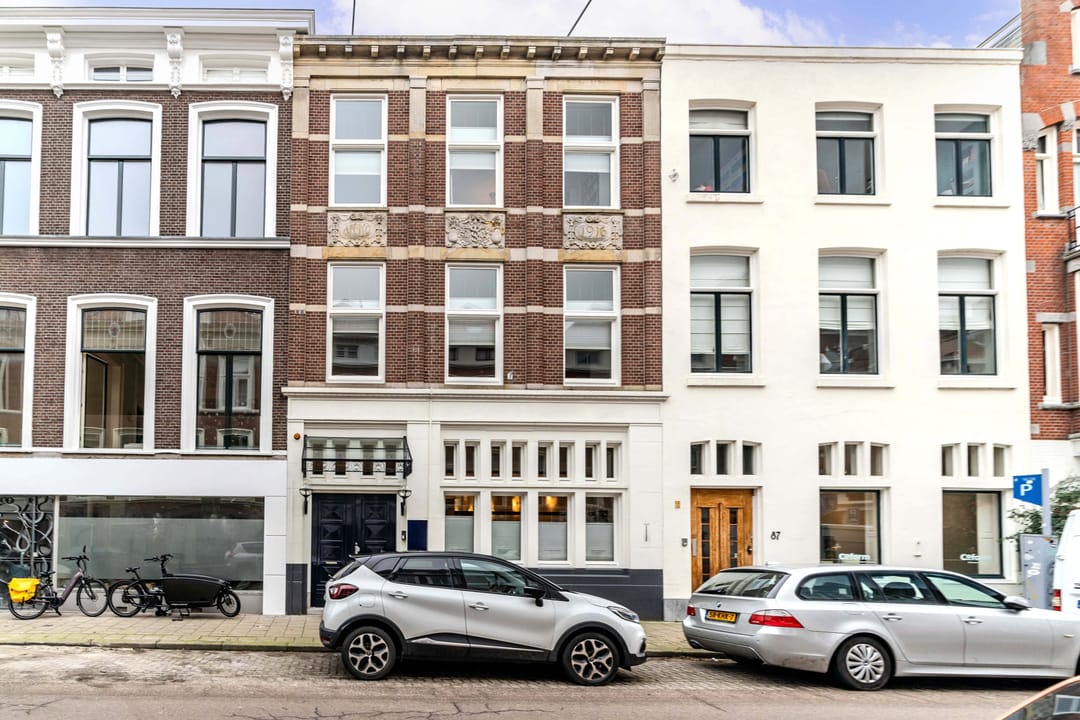 Karaktervol Herenhuis in Zeeheldenkwartier met Gemengd Gebruik Mogelijkheid