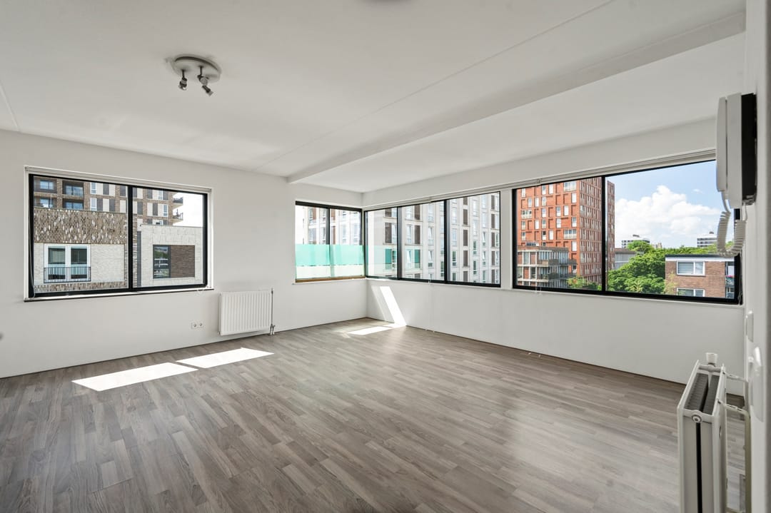 Photo 1 of Van Suchtelen van de Haarestraat 24-G