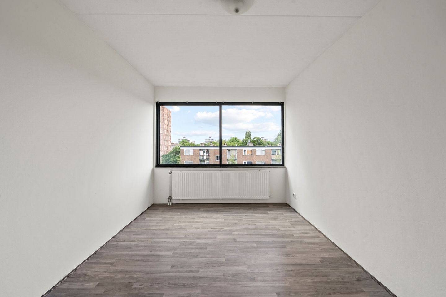 Photo 14 of Van Suchtelen van de Haarestraat 24-G