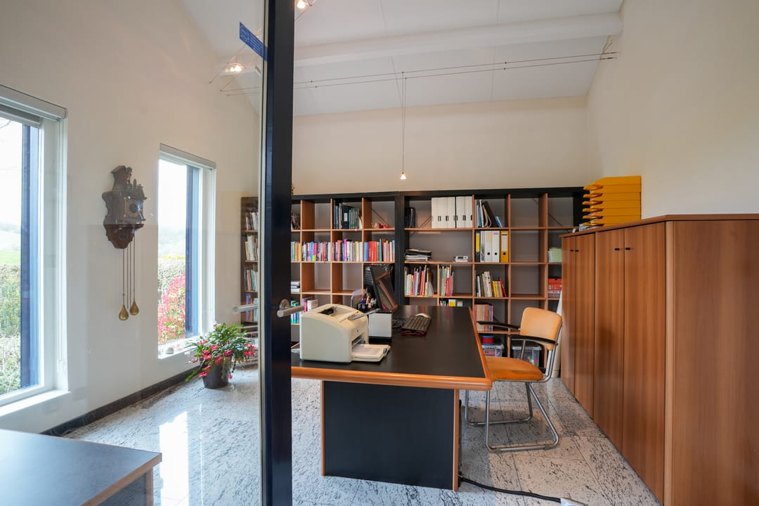 Spacious Detached Villa with Spectacular Rolling Hills Views and Serene Garden Setting — 16