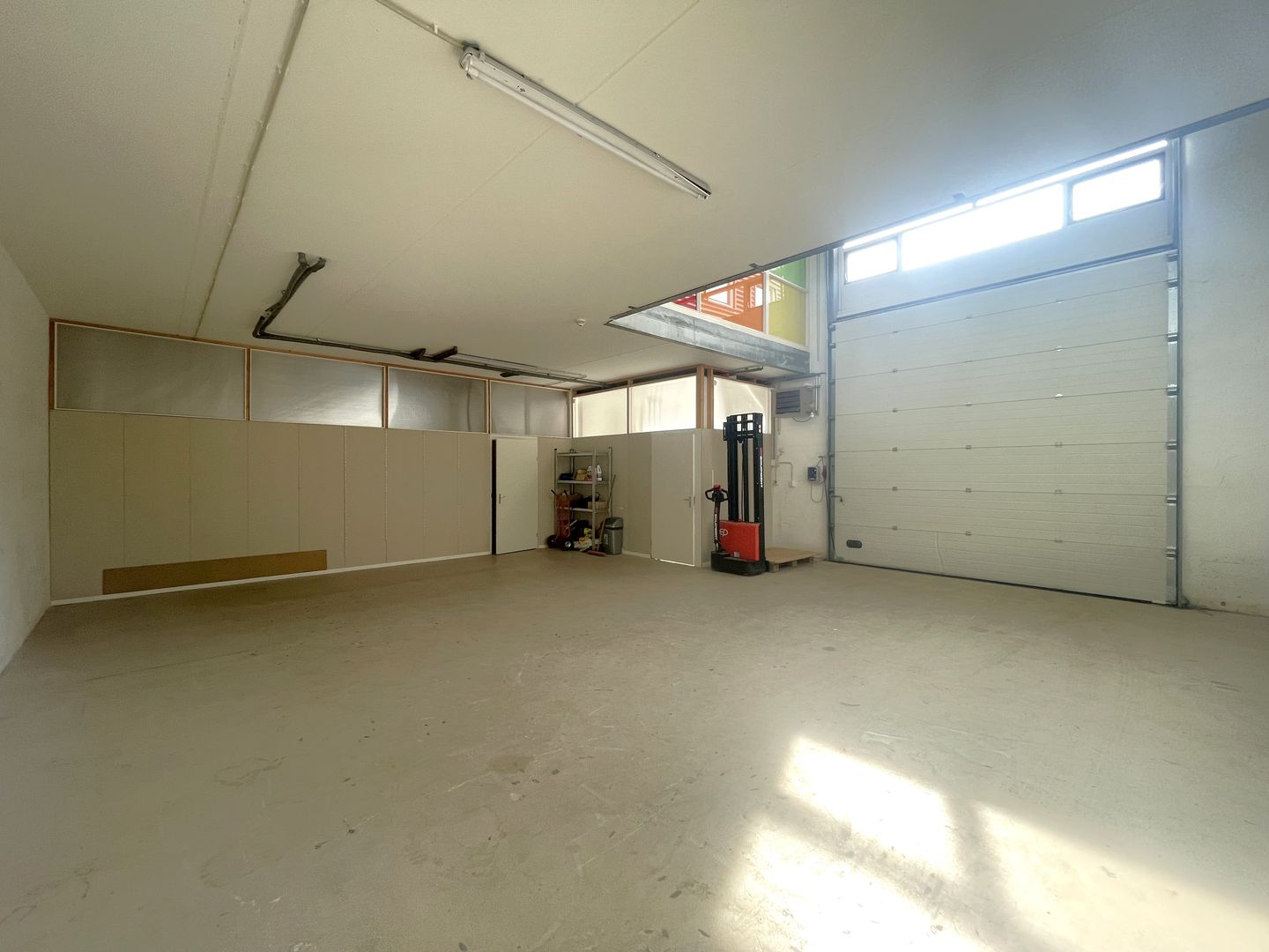 View photo 3 of Industrieweg 20-13