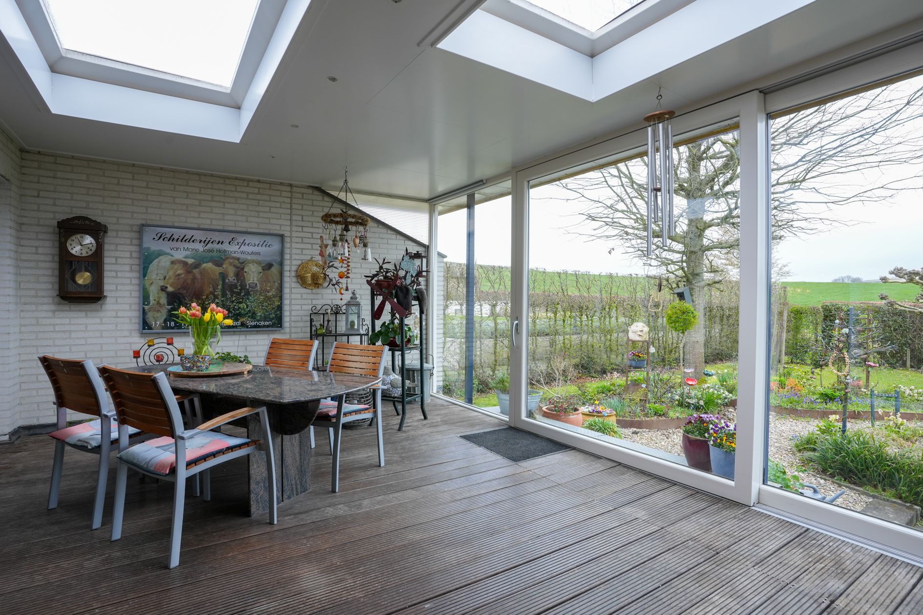 Spacious Detached Villa with Spectacular Rolling Hills Views and Serene Garden Setting — 36