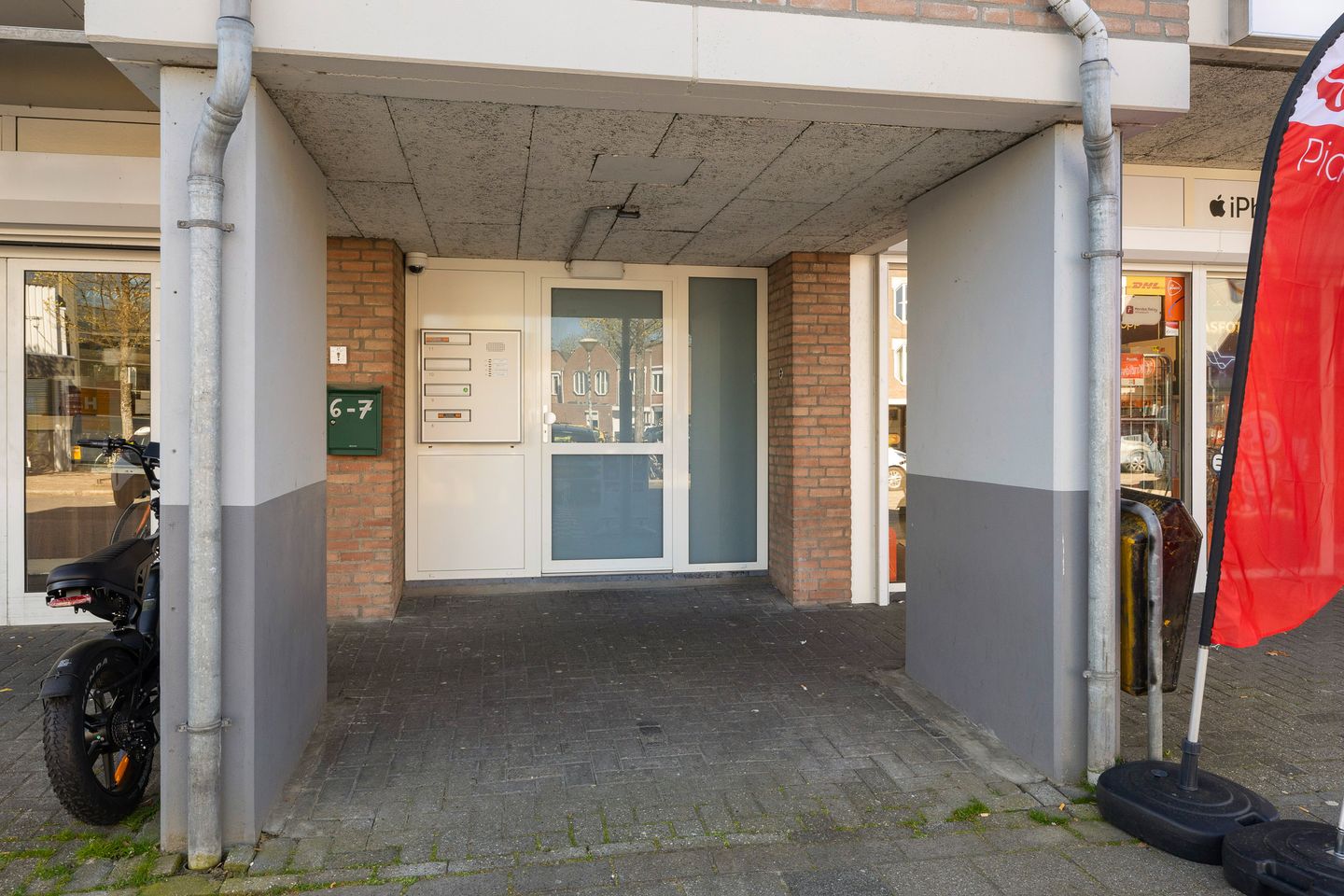 Foto 4 van Biarritzplein 8