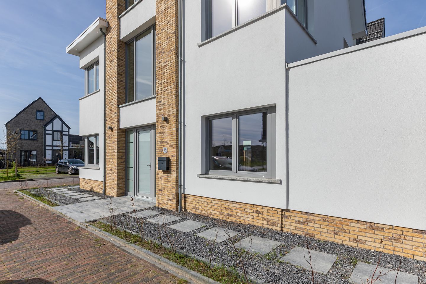 Foto 14 van John Bardeenstraat 16