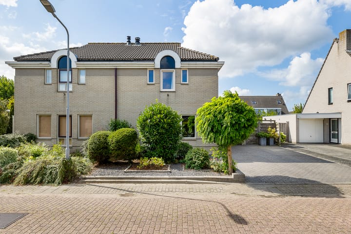 Photo 3 of Cassinstraat 18