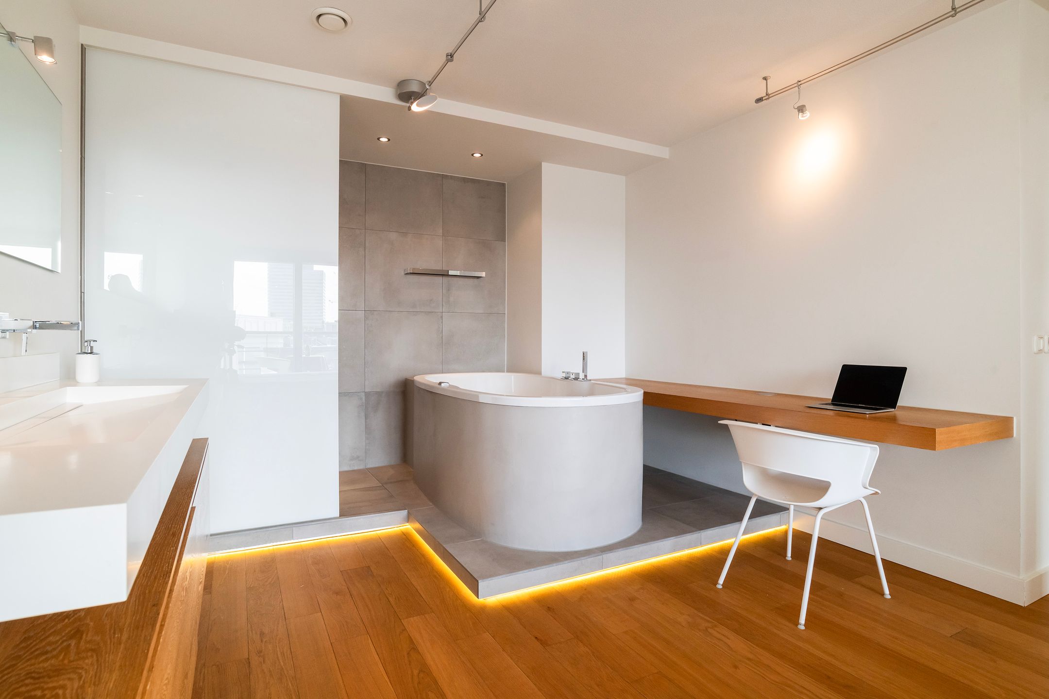 Foto 21 van Houtlaan 36-B