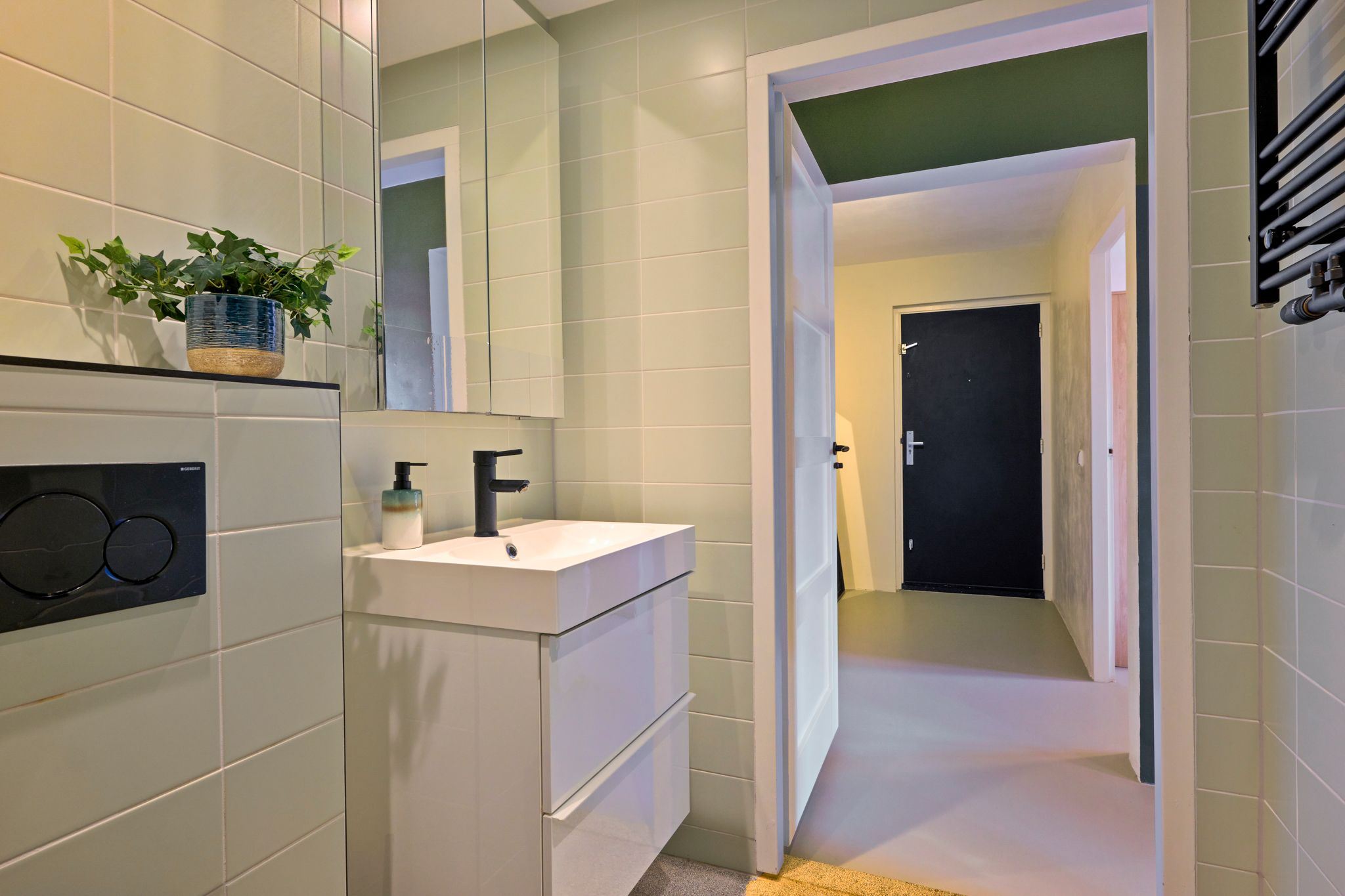 Photo 9 of Tweede Atjehstraat 3-E