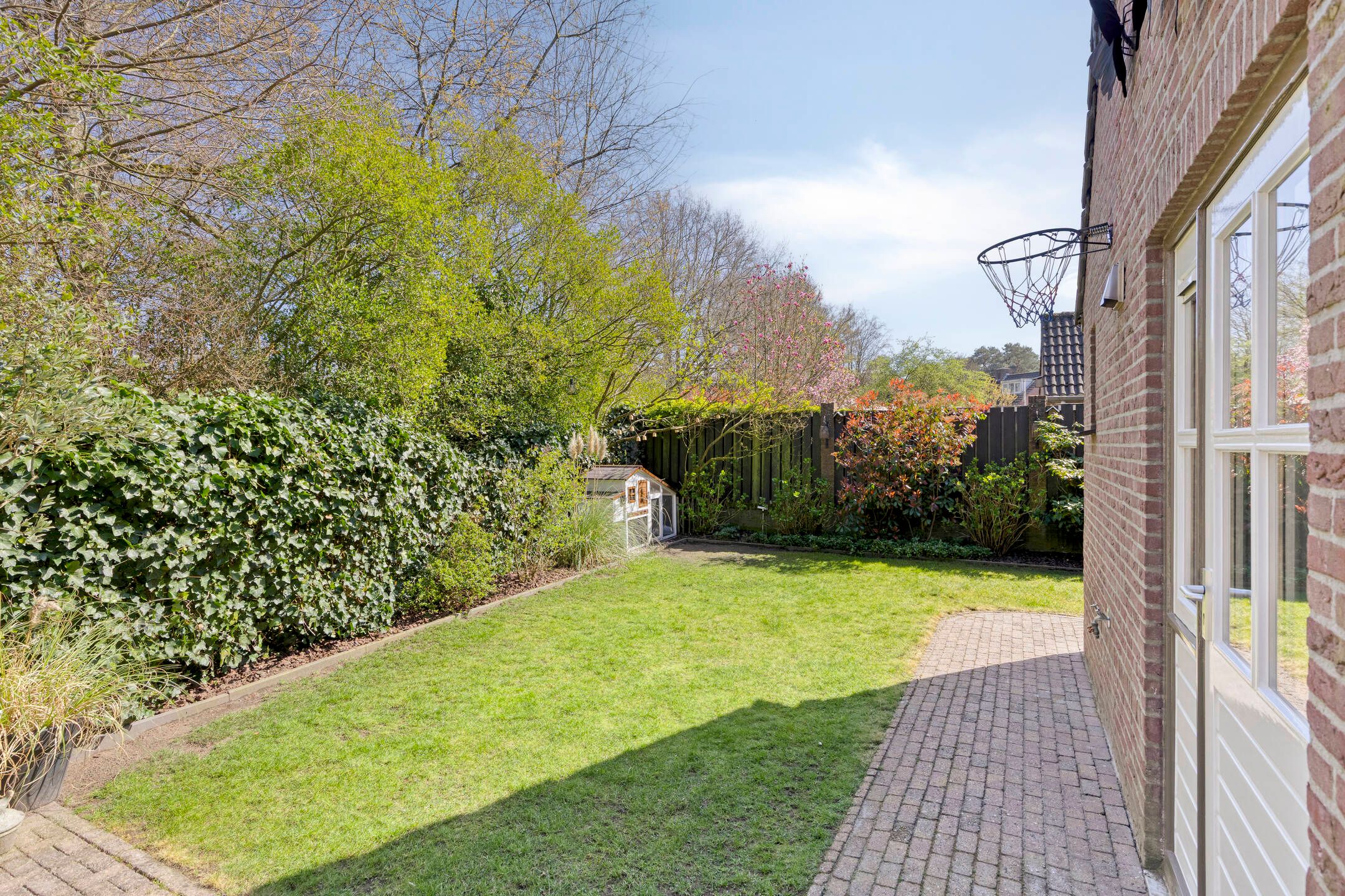 Foto 39 van Den Heuvel 14