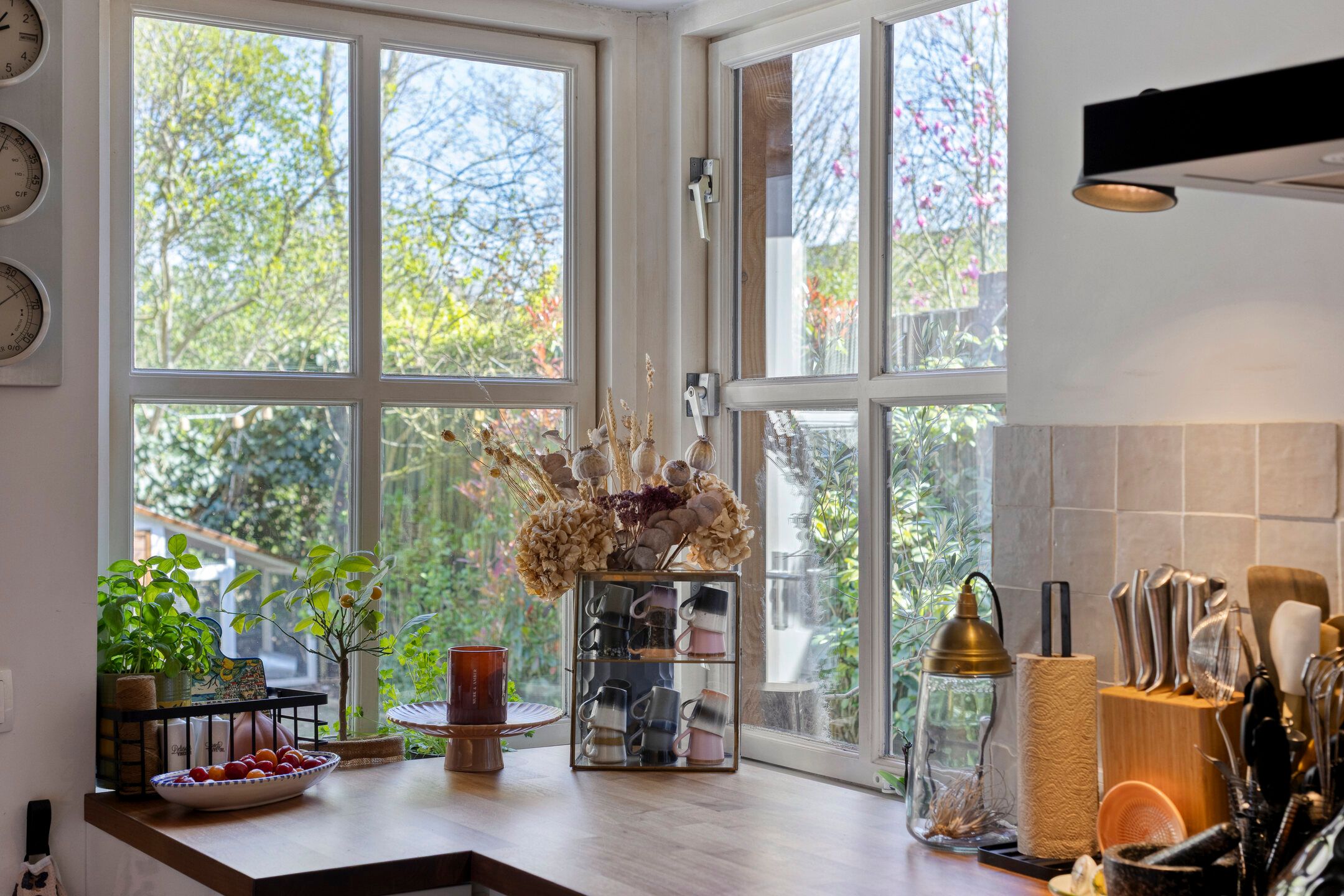 Foto 12 van Den Heuvel 14