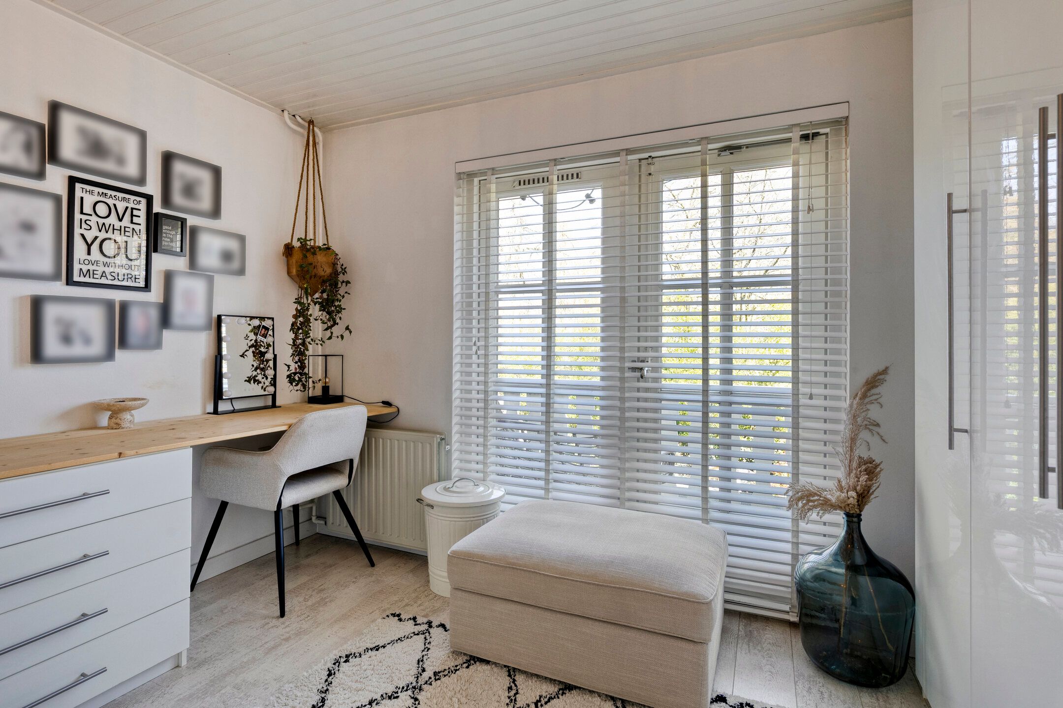 Foto 21 van Den Heuvel 14