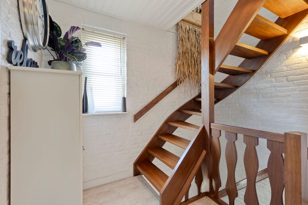 Foto 16 van Den Heuvel 14