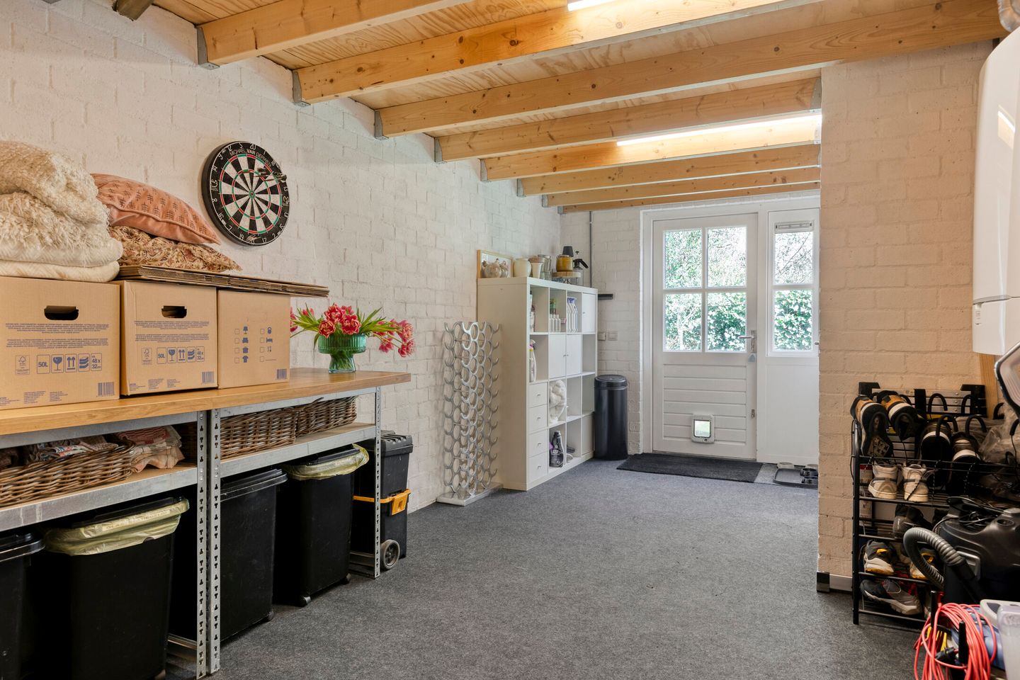 Foto 14 van Den Heuvel 14