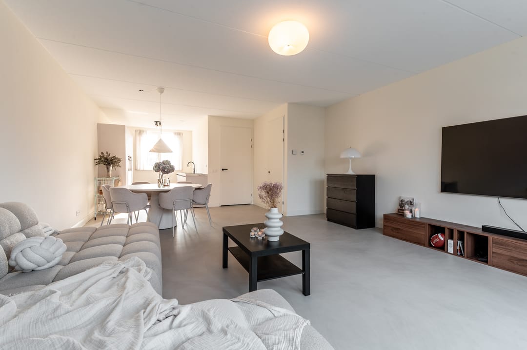 Foto 7 van Robert Hofstadterstraat 7