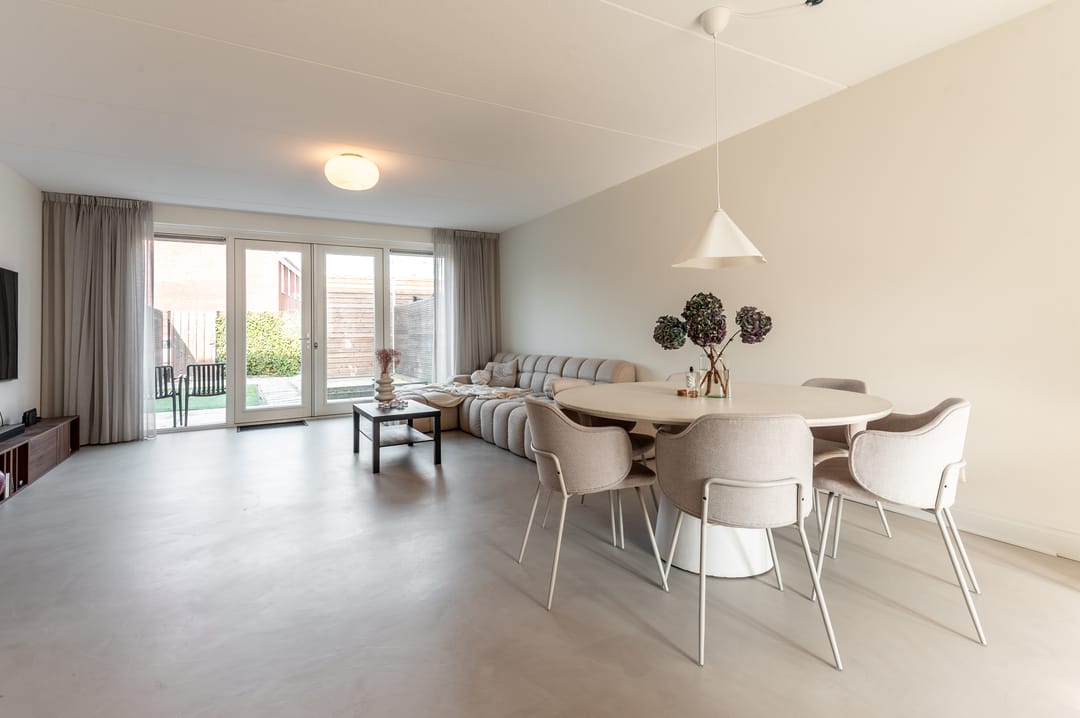 Foto 2 van Robert Hofstadterstraat 7