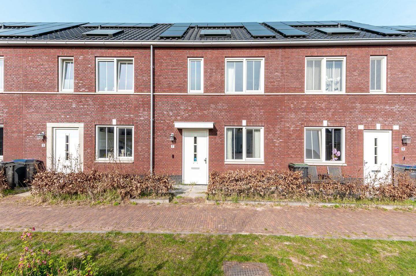 Foto 34 van Robert Hofstadterstraat 7