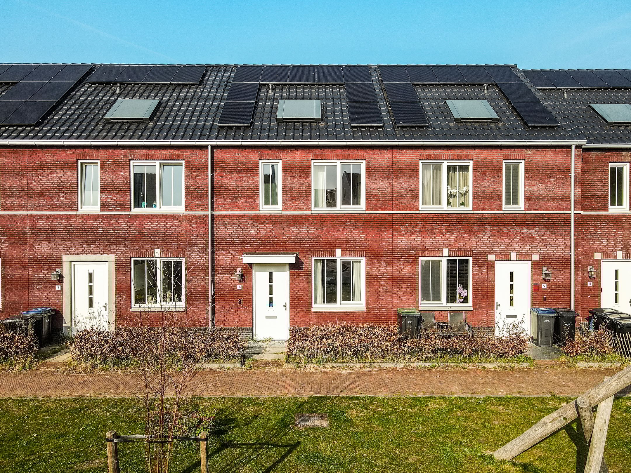 Foto 36 van Robert Hofstadterstraat 7