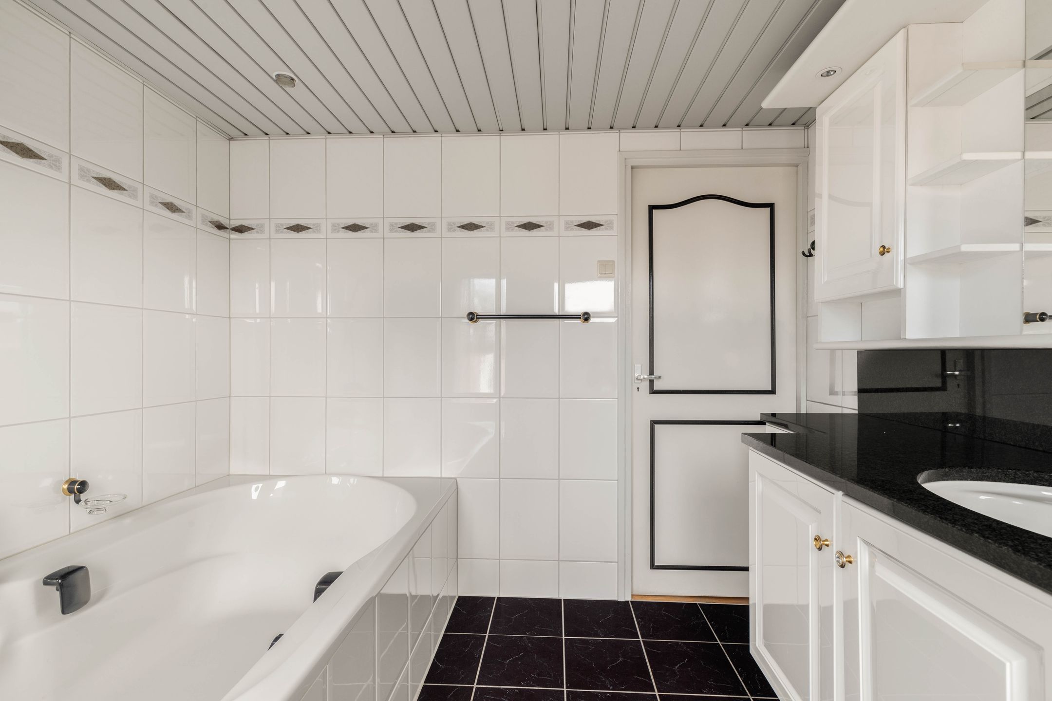 Foto 30 van Westerweg 317