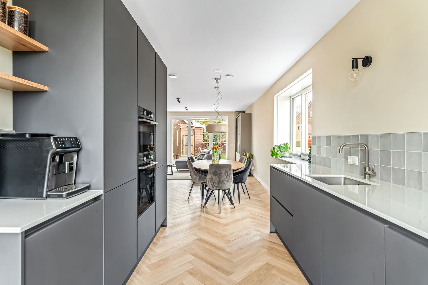 Foto 10 van Apollolaan 118