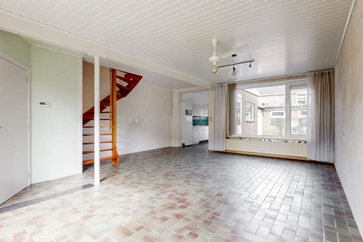 Photo 4 of Dirk Kampstraat 27