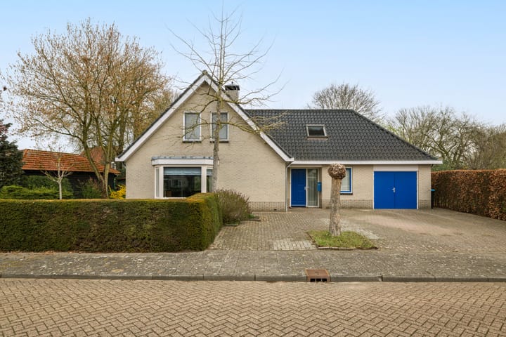 Photo 4 of Sleedoorn 1