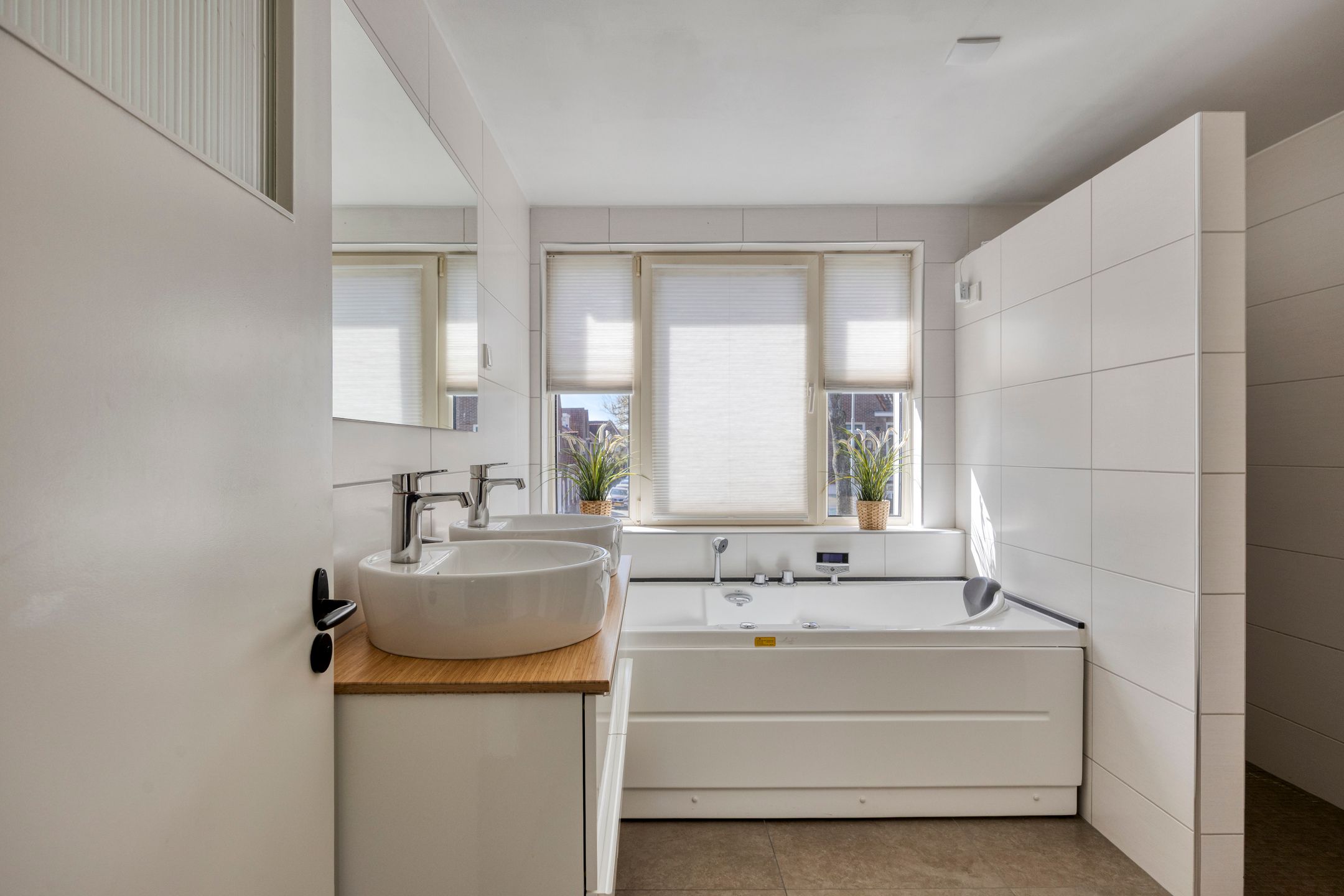 Foto 36 van Bredalaan 138-A