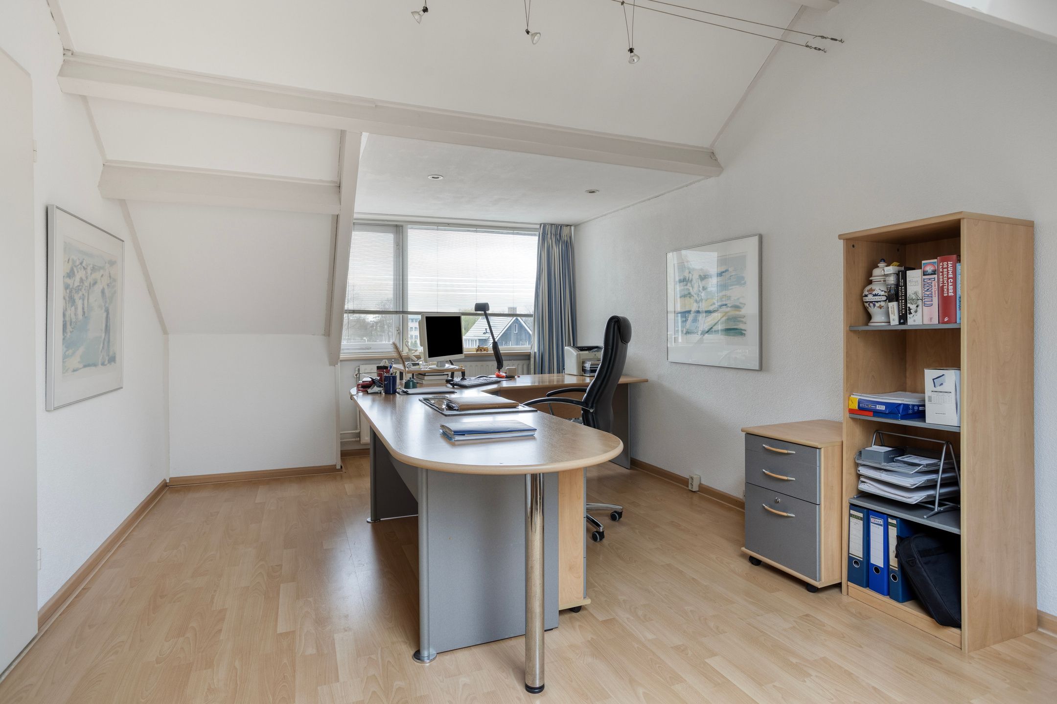 Foto 27 van Viltroos 1