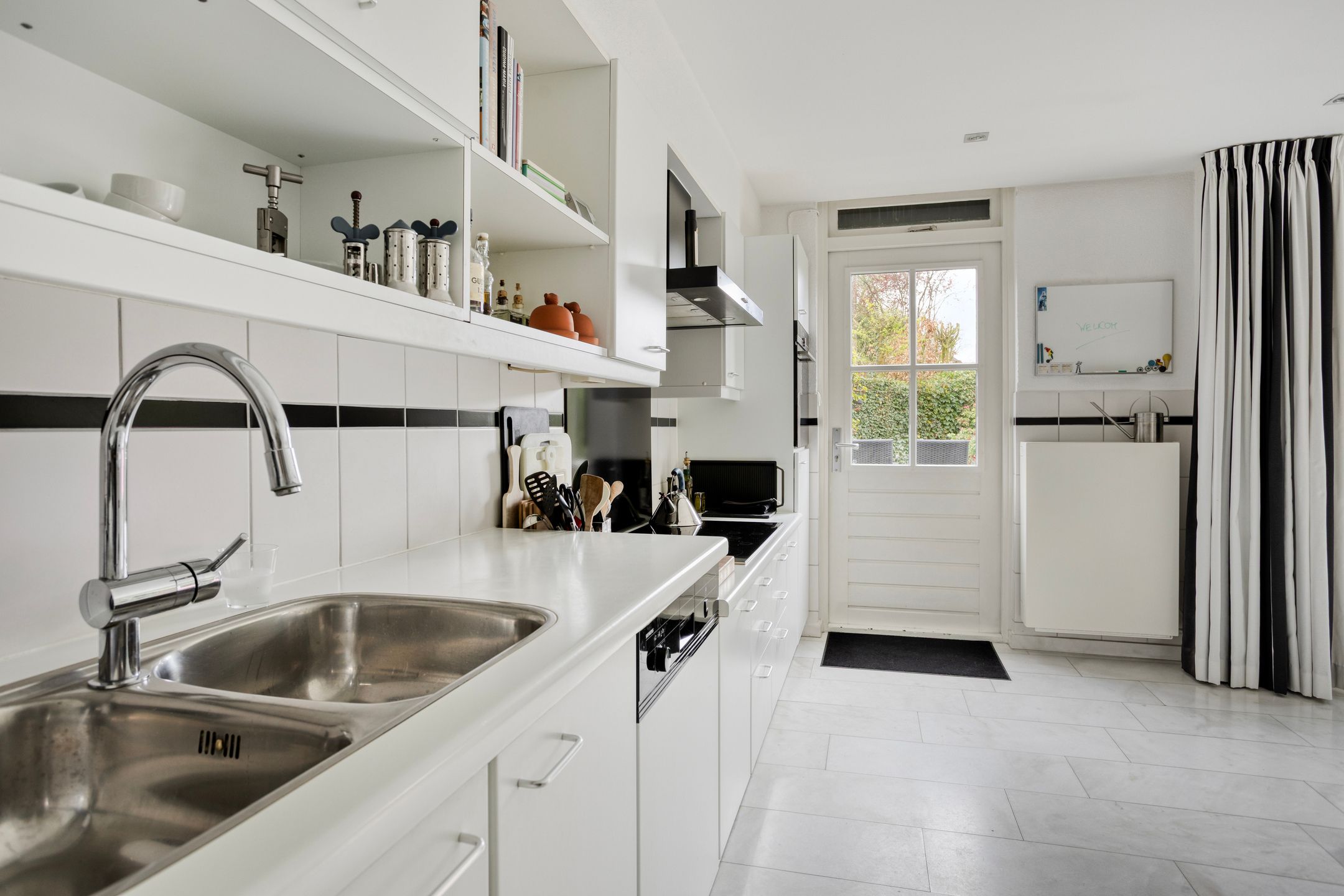 Foto 15 van Viltroos 1