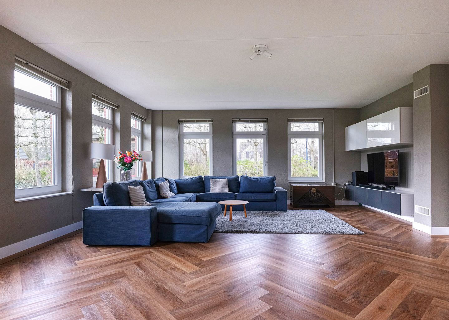 Foto 10 van Zonnegloren 12