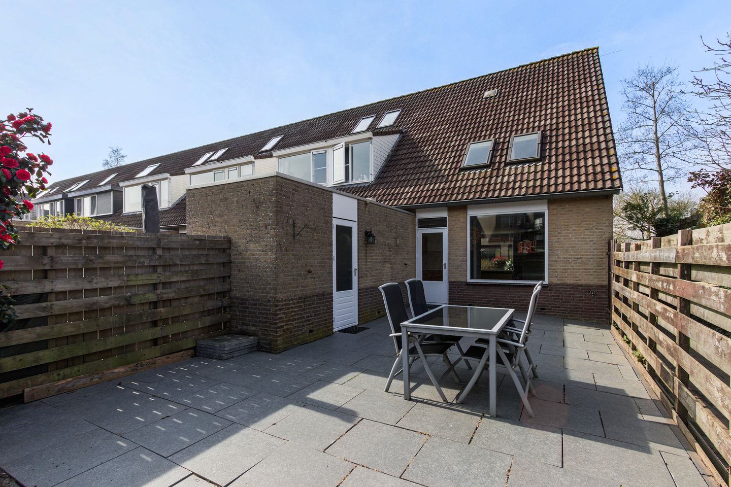 Photo 19 of Frida Katz-erf 105