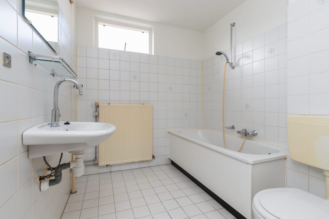 Photo 13 of Frida Katz-erf 105