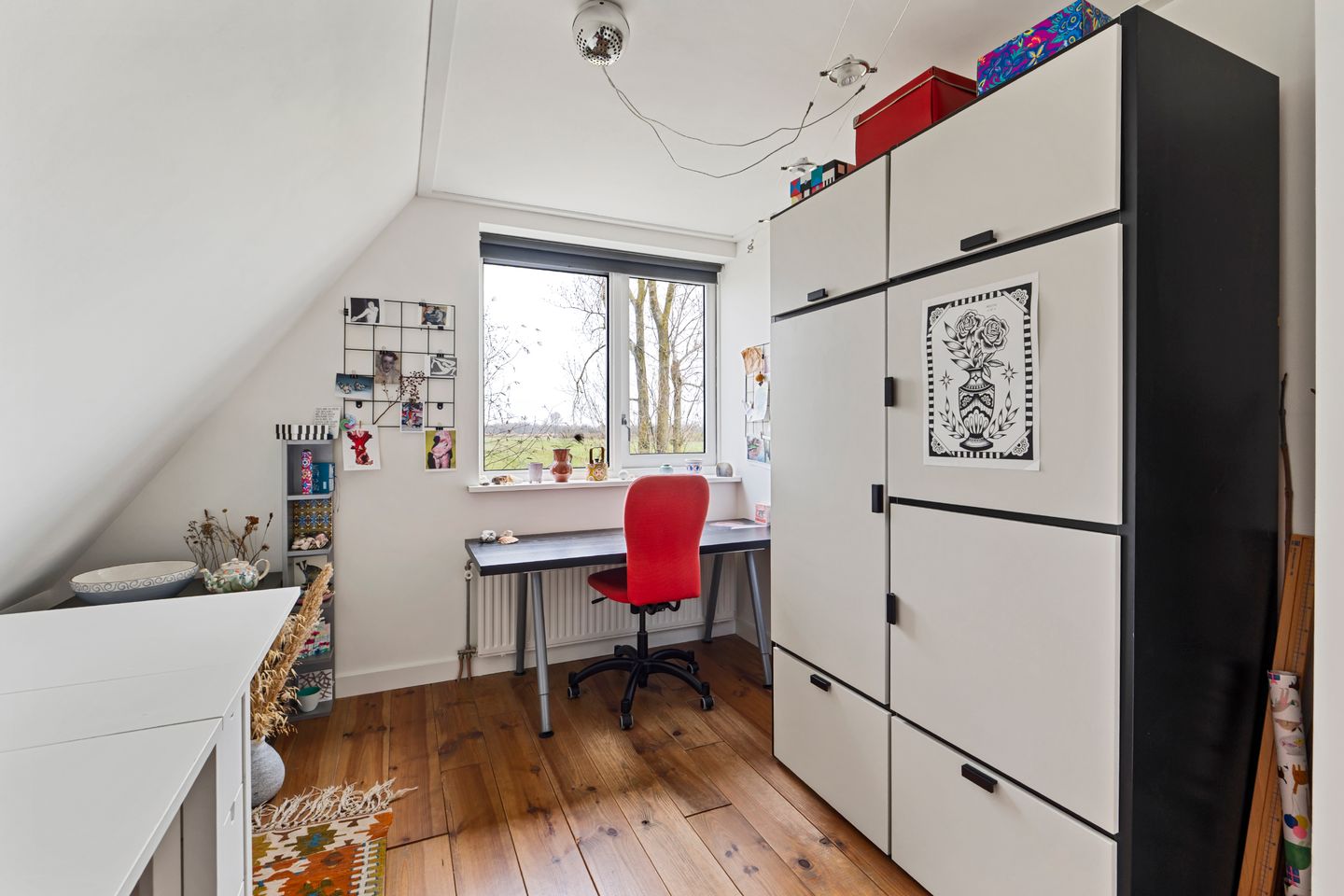 Detached Family Home with Garage and Unobstructed Nature Views — 29